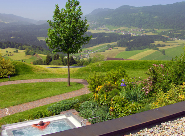 Wellnesshotel Linde Whirpool Sommer